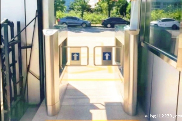 老旧门禁变身记:人脸识别引领便捷与安全新潮流 老旧门禁变身记:人脸识别引领便捷与安全新潮流