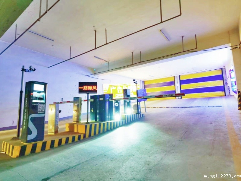 呼和浩特闻都世界城停车场收费管理系统及设备案例