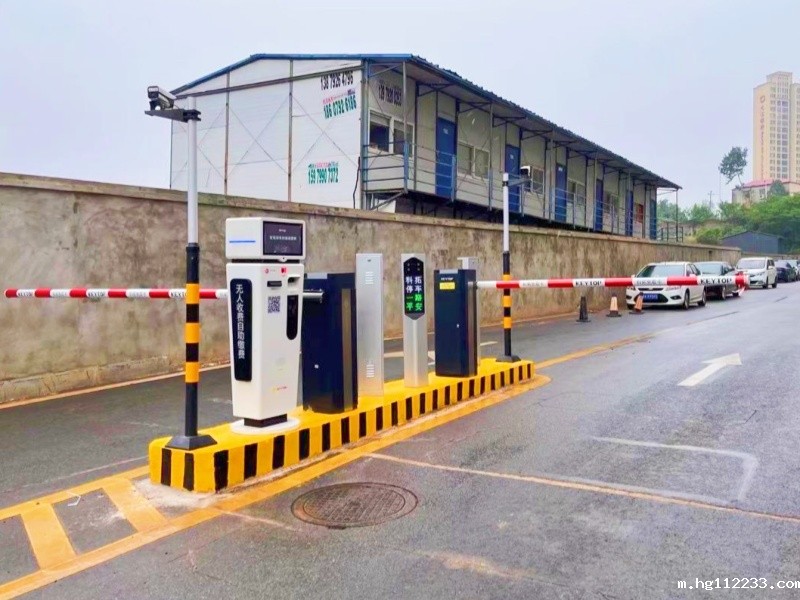 江西九江铜锣湾广场停车场收费管理系统及设备案例 江西九江铜锣湾广场停车场收费管理系统及设备案例